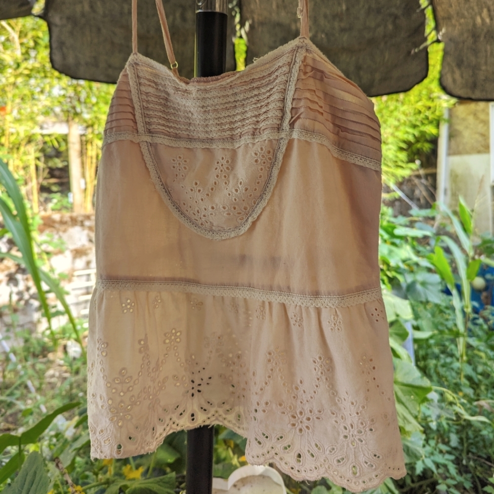 Lucy Paris small top